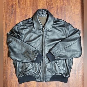Mens Bomber style heavy genuine leather jacket with zip off collar Mens size XL